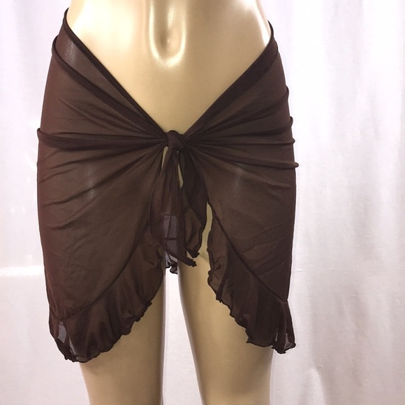 Zuliana Ruffle Mesh Sarong Made in USA - Picture 3 of 4